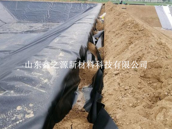 如何順利進行沼氣池黑膜的修補工作？