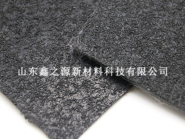 糙面土工膜在氧化塘防滲中的應(yīng)用技巧：創(chuàng)新策略，確保無漏